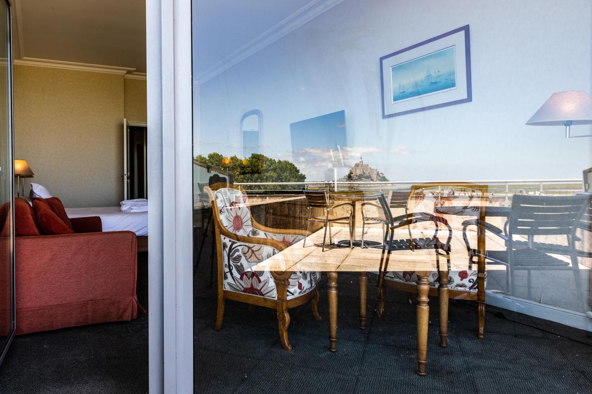 Le Relais Saint Michel Hotel 4*