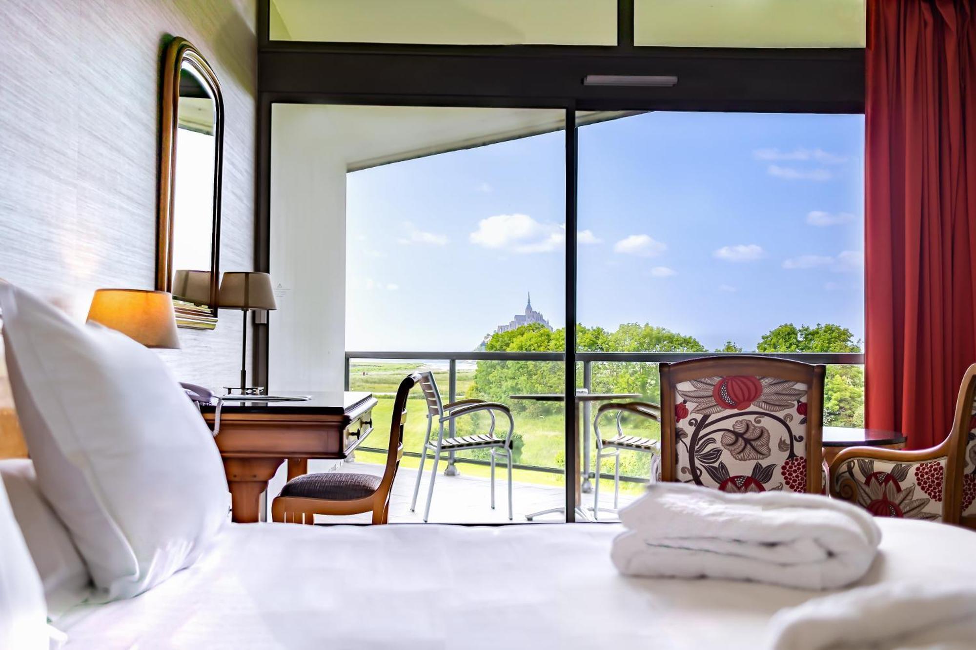 Le Relais Saint Michel Hotel 4*