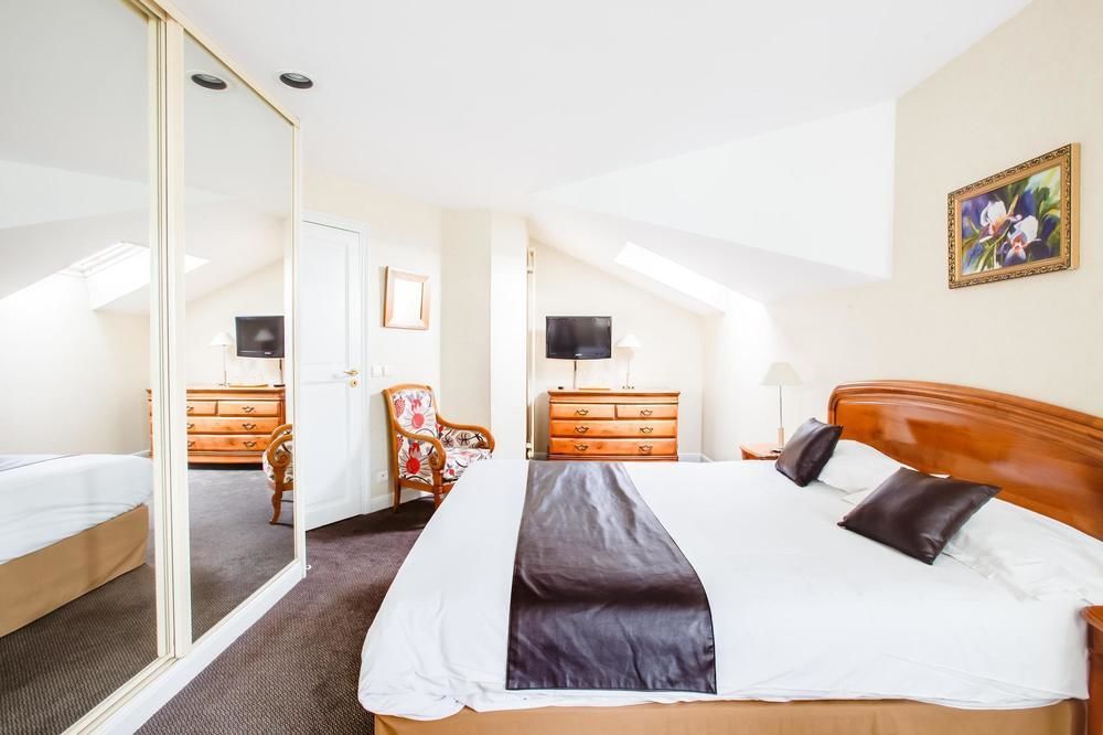 Hotel Le Relais Saint Michel 4*